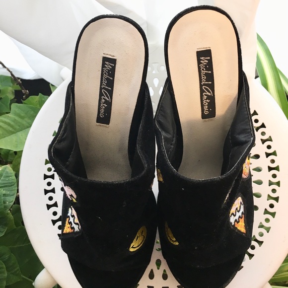 Michael Antonio Platform Black Velvet Emoji Heel - Picture 4 of 5